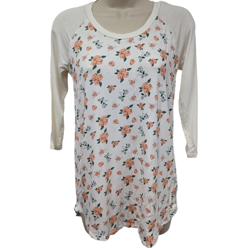 DE Collection NWT Ball Game Rose Blossoms Tee Sz XS